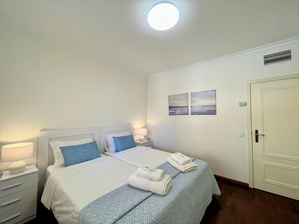 Vilamoura Central 2 With Pool By Homing Екстер'єр фото